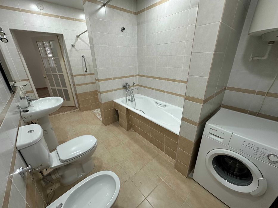 Дом с новым ремонтом, летняя кухня, гараж, комплекс СПА, кинотеатр