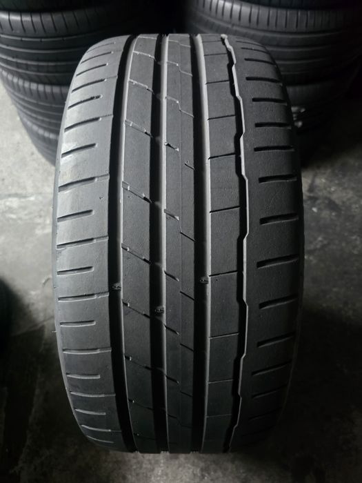 Hankook 235/40 R19 96W vară