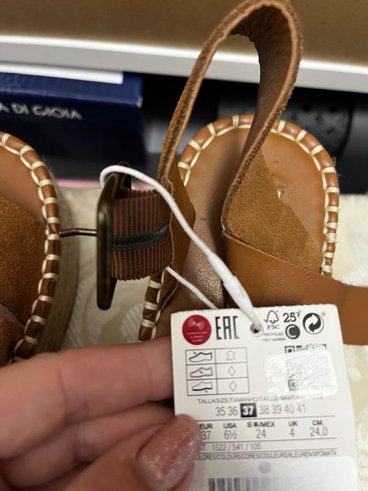 Sandale noi pull and bear, piele, marime 38