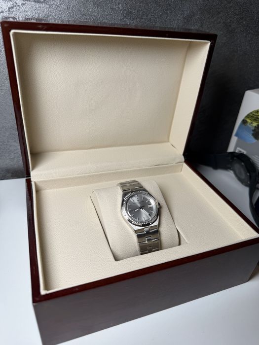 Дамски часовник  Vacheron Constantin