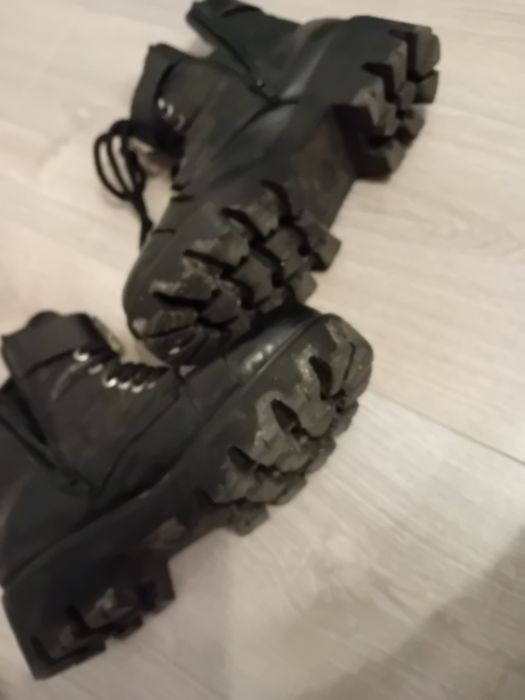 Ghete dama din piele naturala, marimea 36. Oferta! 50 lei