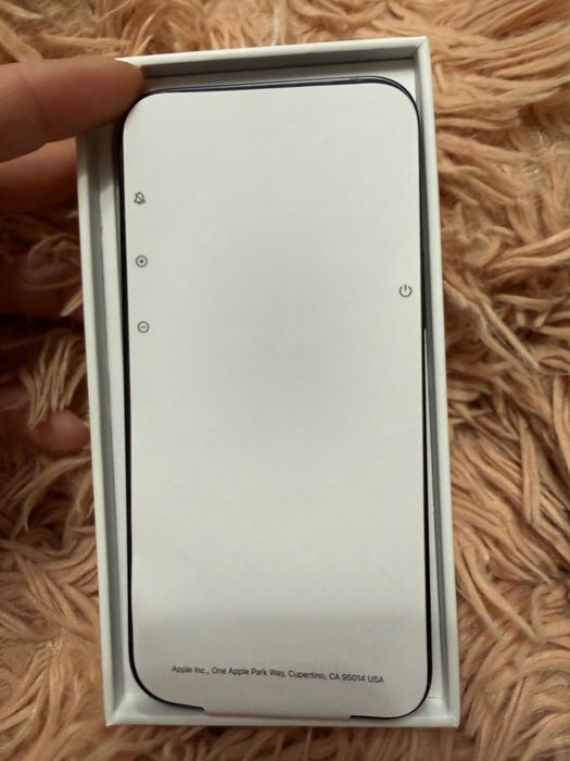 Телефон  Iphone 12 mini