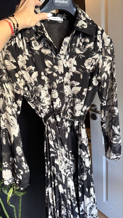 Mohito M размер рокля, Stradivarius