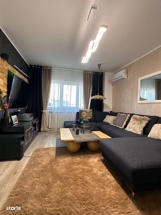 De vanzare apartament cu 3 camere situat pe Bd. Roman Musat, renovat