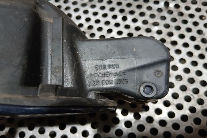 Usita rezervor 5M0809857 5M0809857 Volkswagen VW Golf a 5-a generatie