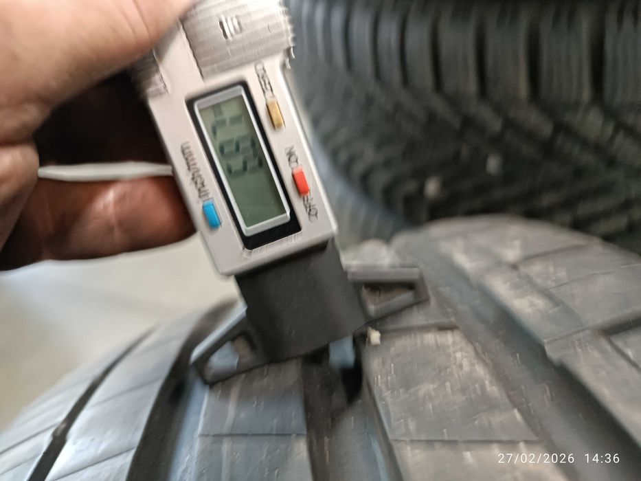 2бр.летни гуми 235/55/19 Hankook