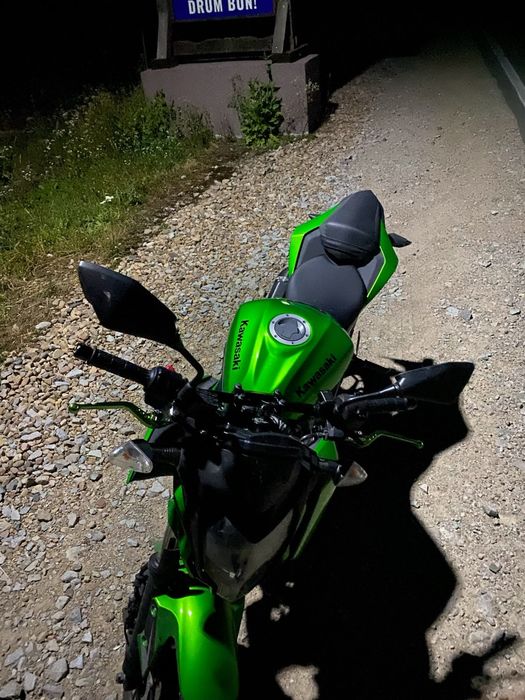 Vând Kawasaki Z125 pro