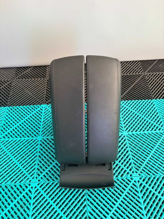 Cotiera fata spate Audi A8 d4 2010-2017 stare perfecta