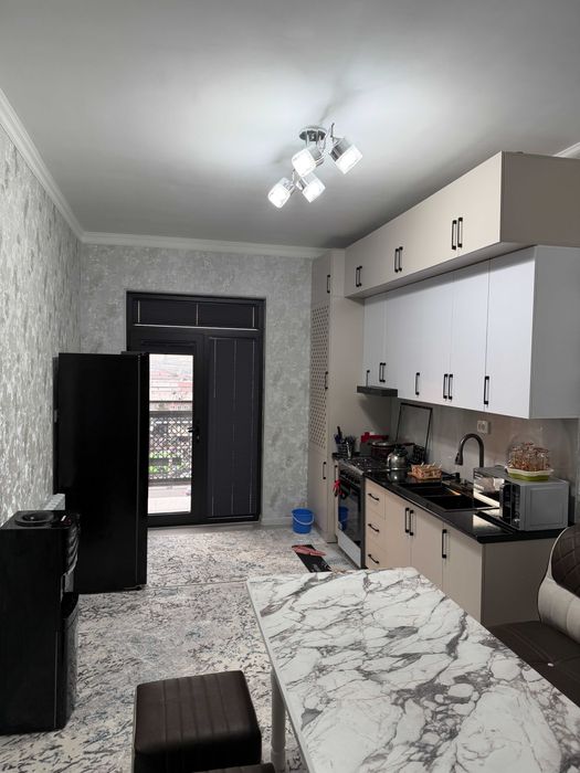 Аренда Урикзар базар, янги новостройка, мебел техника