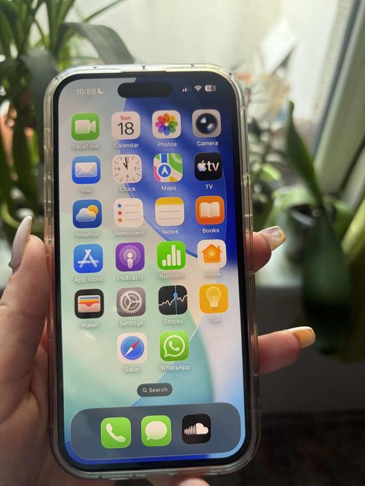 Продавам iPhone 15-pink 128GB