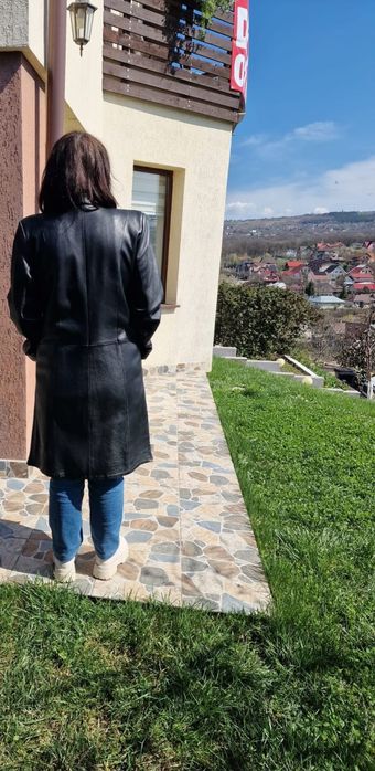 Haina dama, lunga, de piele