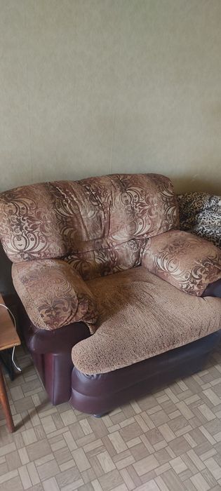 Кресло мягкое большое