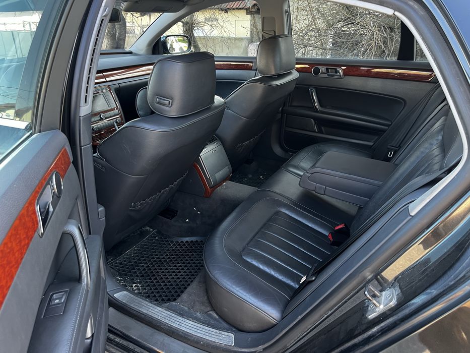 Volkswagen Phaeton 300CP