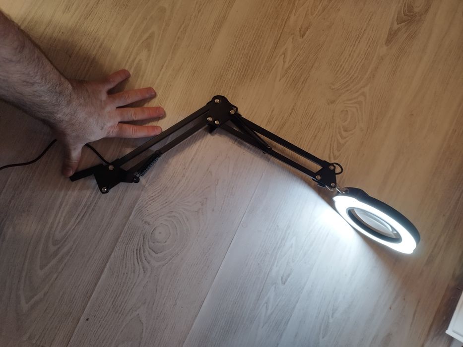 Lampă Cu Lupă LED 15X, Braț Articulat, Clemă De Birou, Cablu USB, Neagră