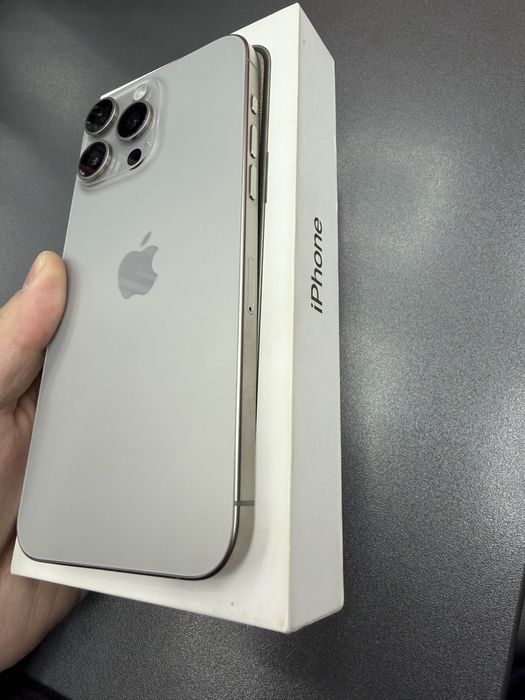 Iphone 15 pro max Natural Titan 256 gb