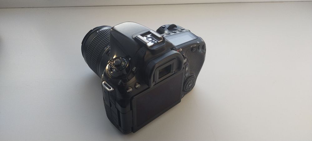 Продам кэнон 70д