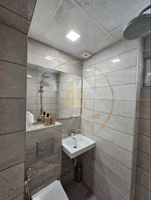 Дава се под наем Двустаен апартамент в Варна, Център - 40 кв.м за 600 € - Снимка #5