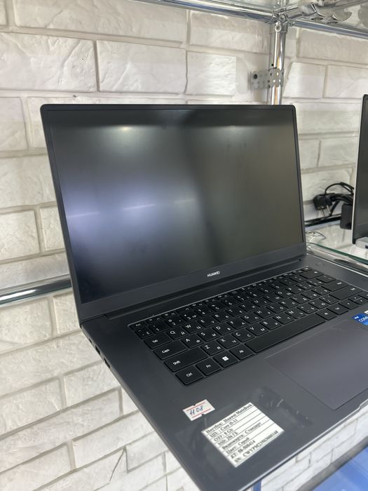 Huawei MateBook i5-11