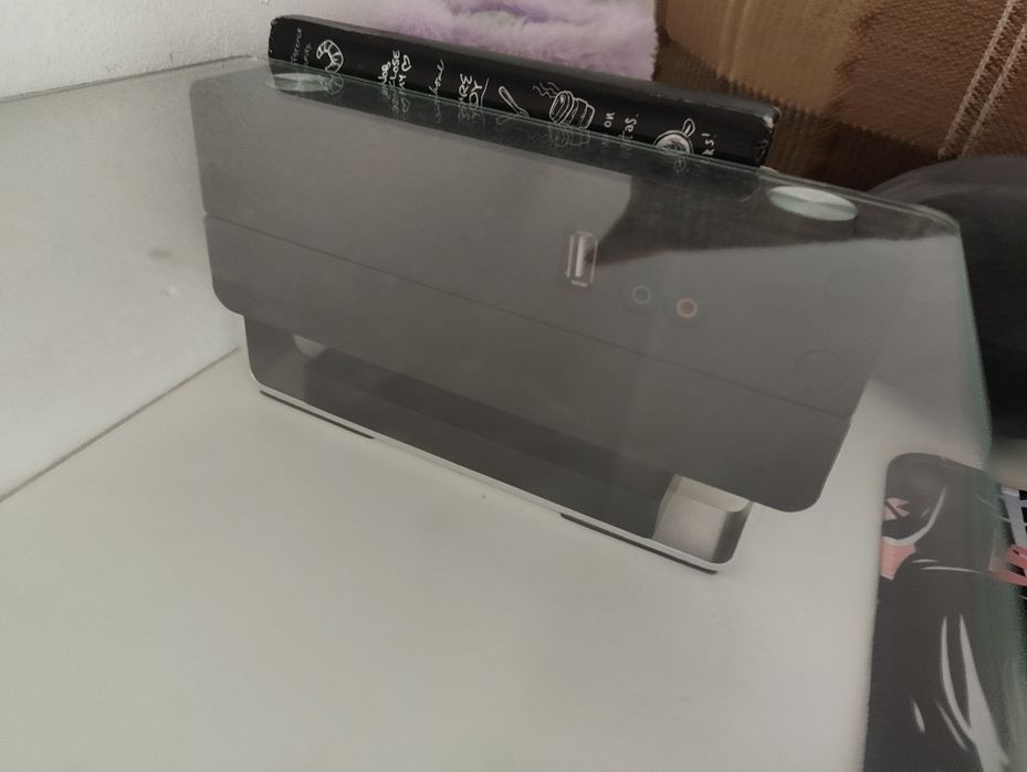 Стойка за монитор и usb c hub