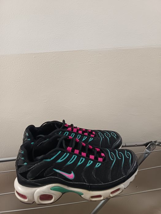 Vând Adidași Nike AIR MAX PLUS TN