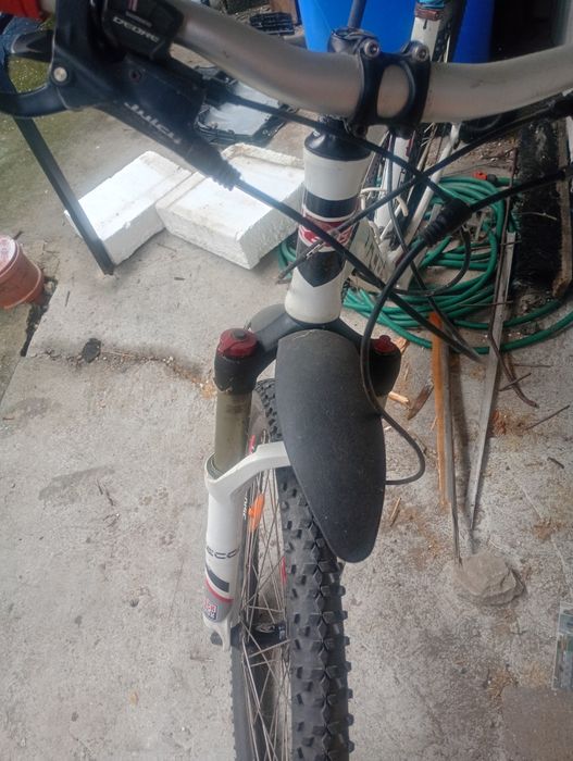 Vând dezmembrez bicicleta