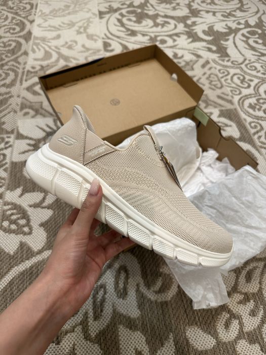 Женские кроссовки Skechers