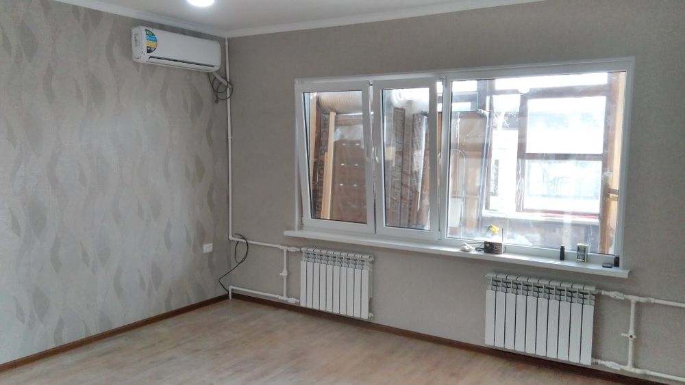 Поклейка обоев, другие работы Андрей