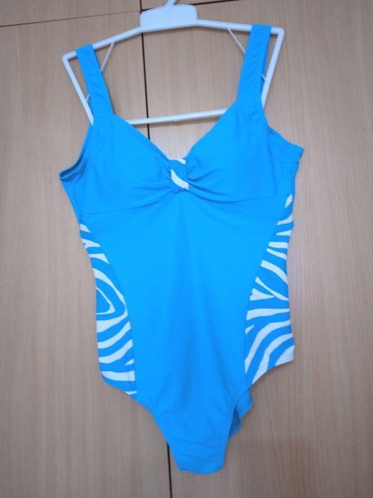 Купальник слитный