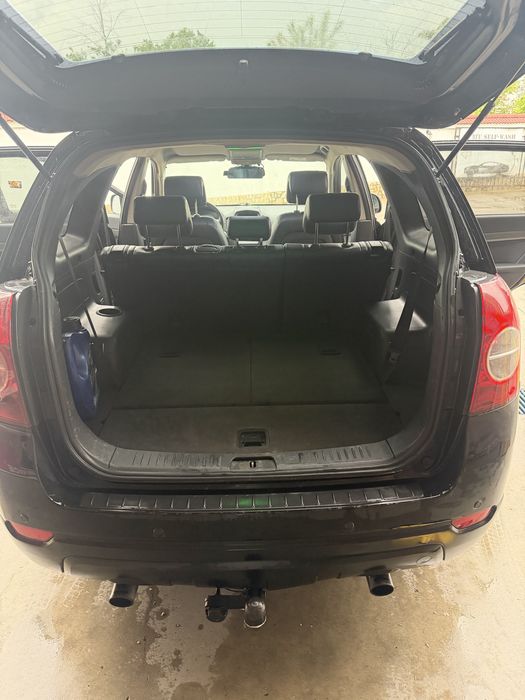 Vand sau schimb chevrolet captivia