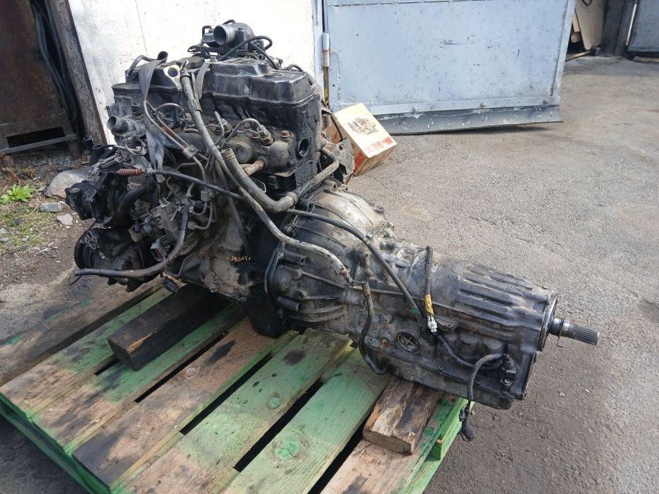 Двигатель 4М40 по запчастям