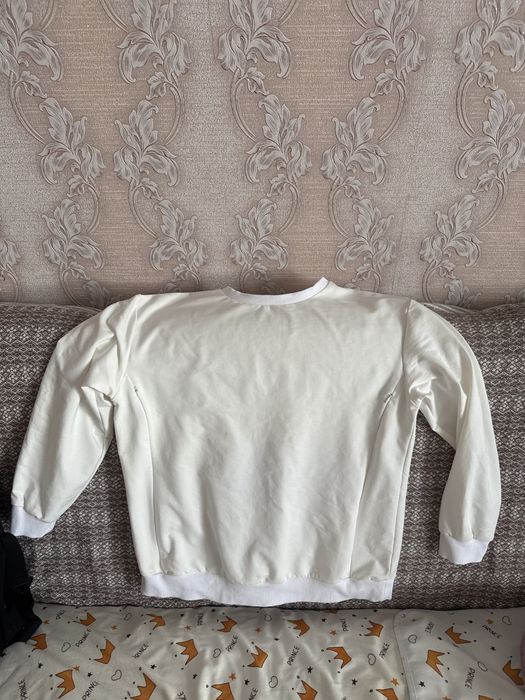 Продаю свитшот для кормящих