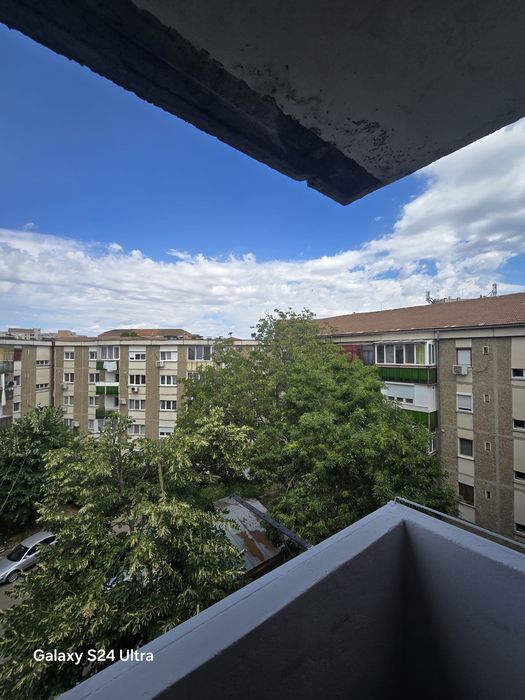 3 camere Decebal