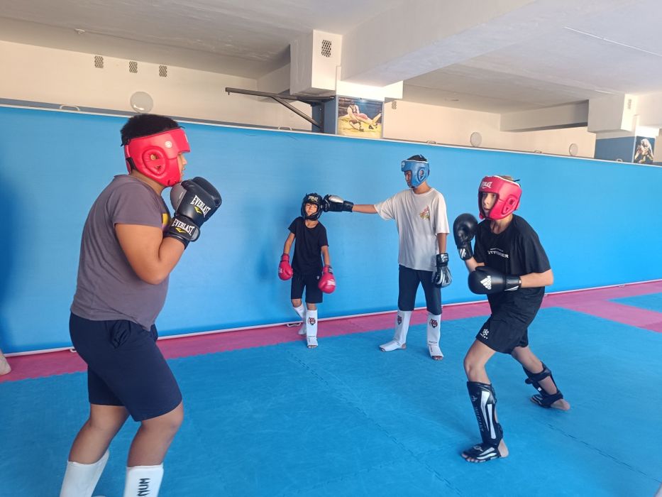 KICKBOXING
Приглашаем детей в