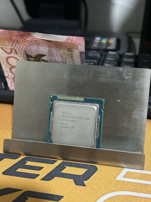 Процессоры • celeron G3900 • core i3 6100 • i3 7100