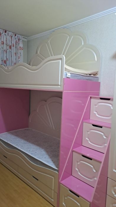 Шкаф в хорошим состоянии