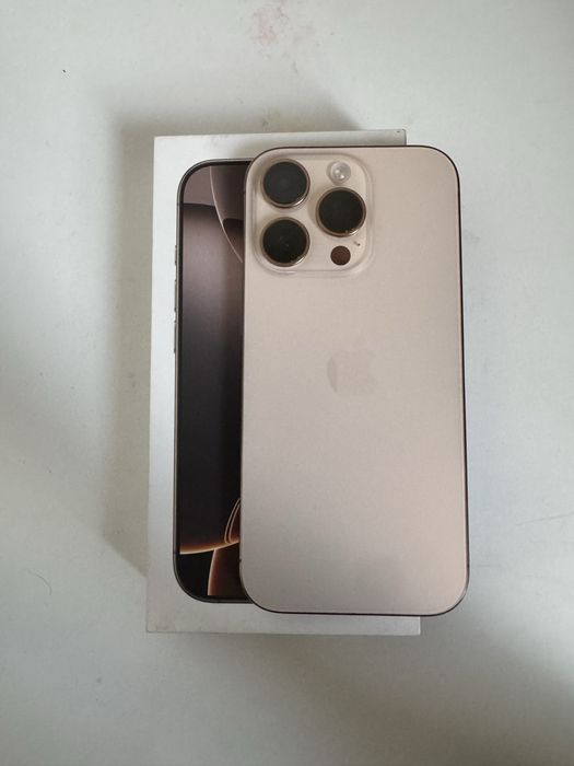iPhone 16 Pro,256 GB,desert titanium