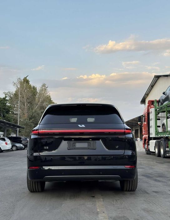 **Li 7 ultra restayling 2025