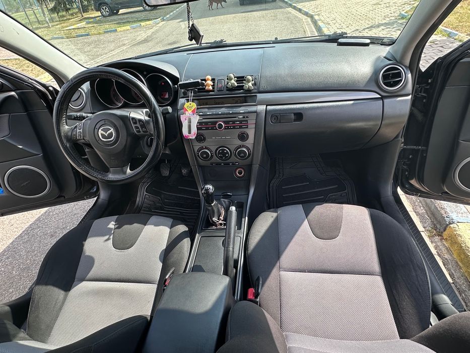 Vând Mazda 3 , an 2008