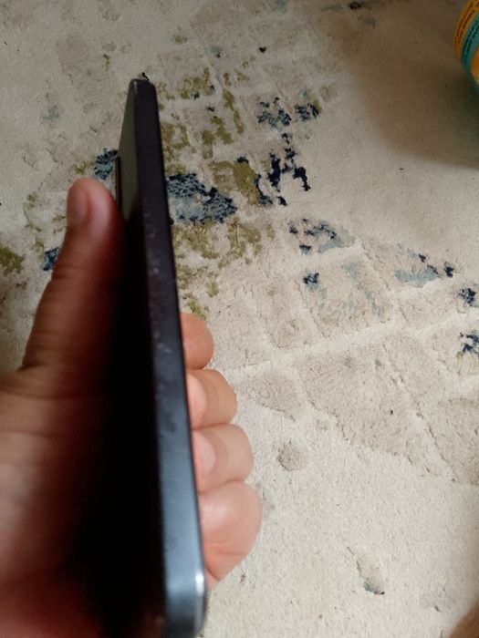 Продам Vıvo v25e 128гб