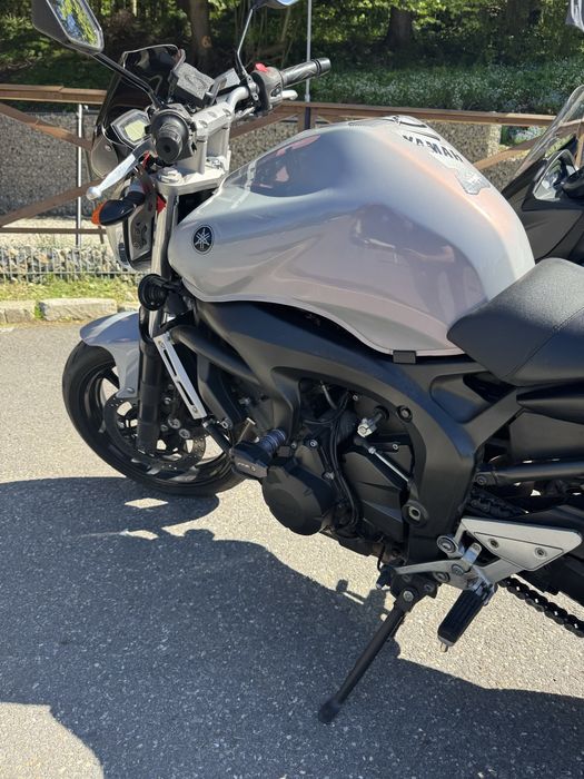 Yamaha FZ6 N S2.  600cmc. 100cp