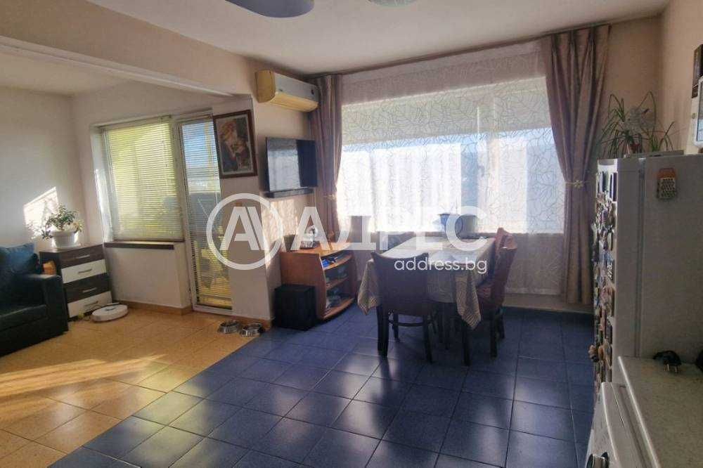 Тристаен апартамент с панорама.