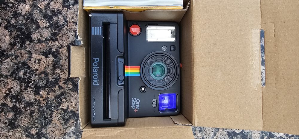 Aparat instant nou polaroid one step + nou