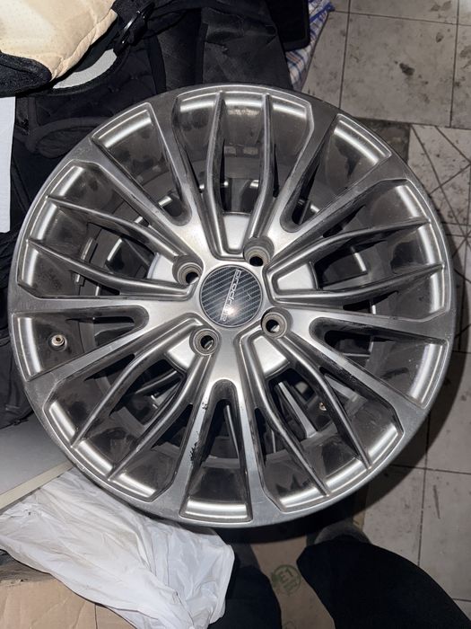 .Диски Prodrive.