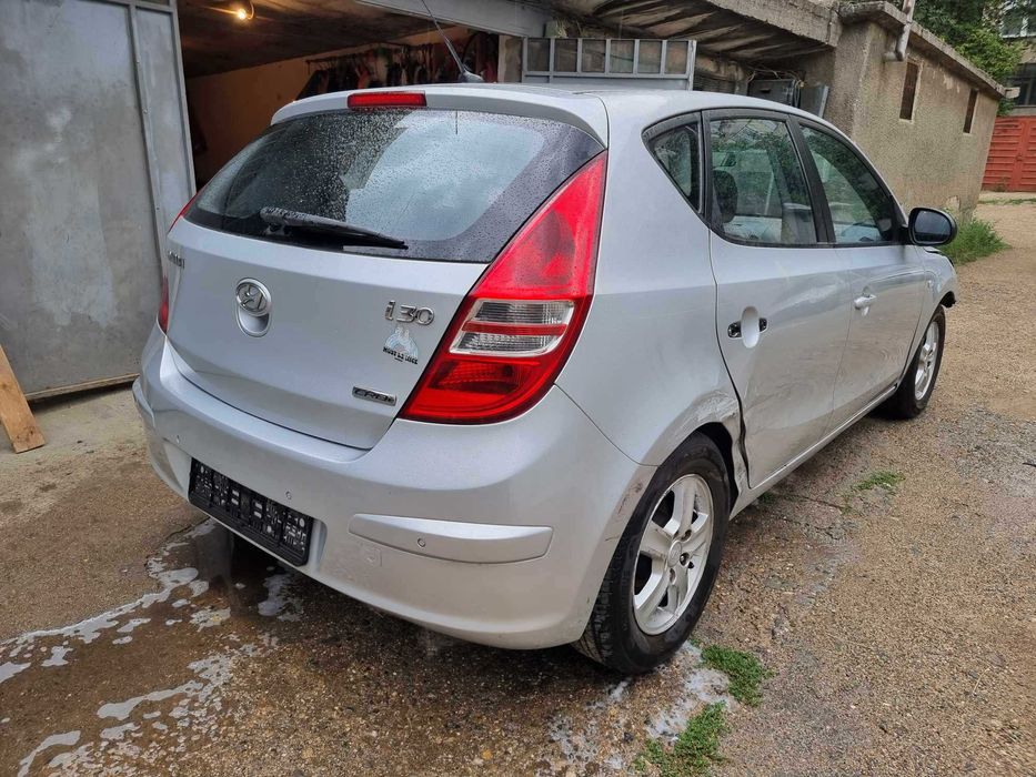Hyundai I30 1.6 CRDI/DPF /На части