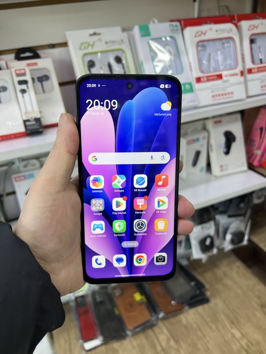 Redmi 15 8/256G Black 1 oy ishlatilgan idealni sastayana