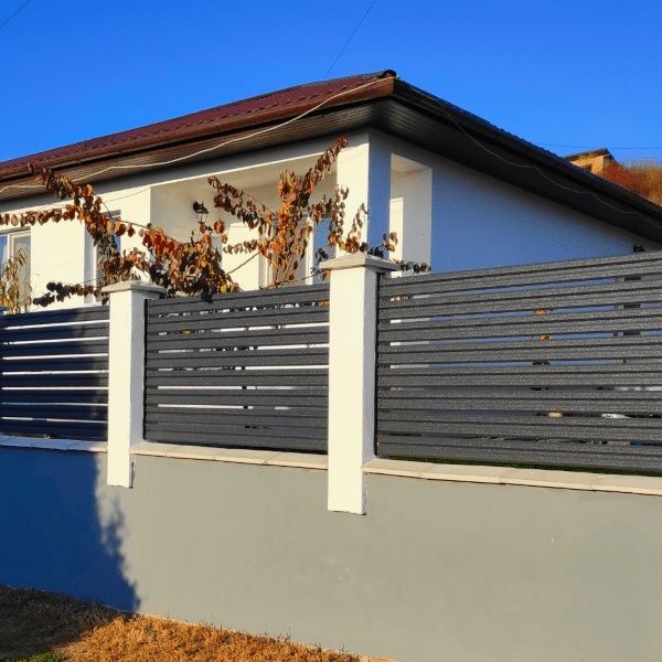 Garduri din panou stil jaluzele, din sipca metalica, tabla, plasa, BCA