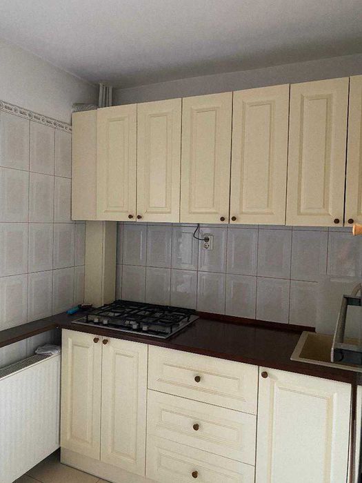 Caut colegă - Cameră de închiriat în apartament