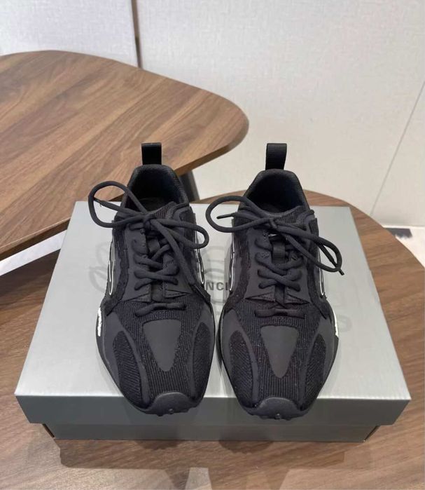 BALENCIAGA Monday 36-40  размер