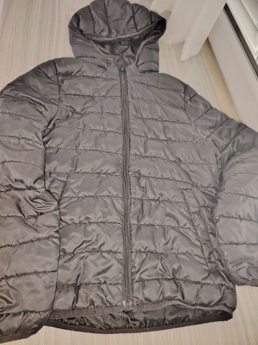Олекотено яке H&M