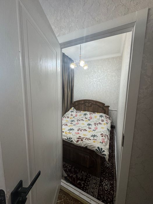 Yunusobod-11.  1hona 2hona qilingan Megaplanet Metro 240 maktab